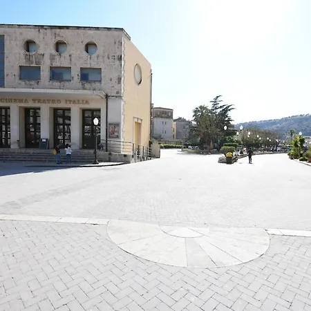 Casa Zuvanni Con 4 Da Letto Semesterbostad